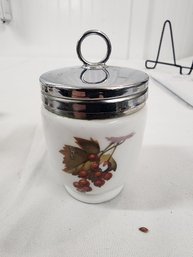#67 ROYAL WORCESTER PORCELAIN EGG CODDLER