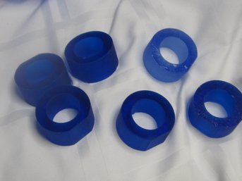 #18-1 ANTIQUE 6 PIECE NAPKIN RINGS SET GLASS COLBALT BLUE