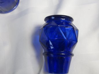 # 18-4 SMALL VASE VINTAGE COLBALT BLUE
