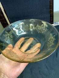 #8-3 VINTAGE ANCHOR HOKING BOWL