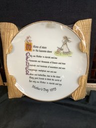 #10-4 HOLLY HOBBY COLLECTERS PLATE FOR MOM/POEM