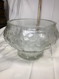 #69 VINTAGE JENNETTE GLASS GRAPVINE PUNCH BOWL