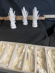 #2-1 DELICATE HAND SHAPED PLACE SETTING CARD HOLDERS