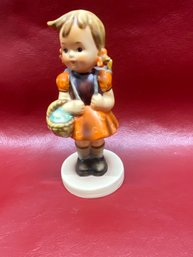 Hummel   School Girl.    Vintage