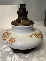 Vintage Oil Lamp Needs Chimney