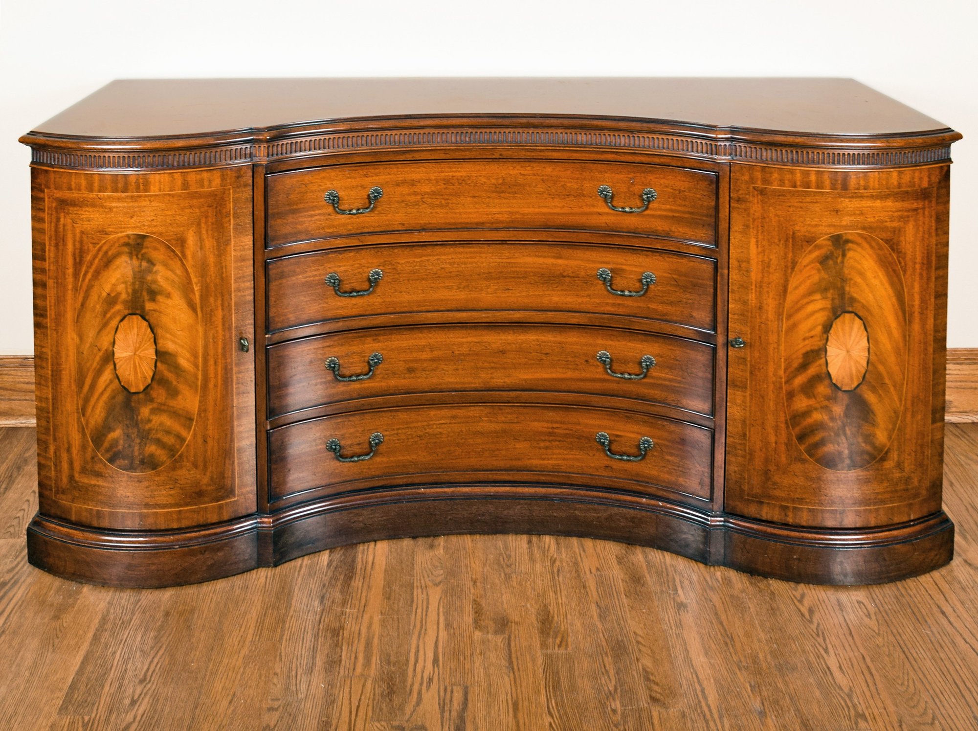 Hepplewhite Style Buffet #2273 | Auctionninja.com