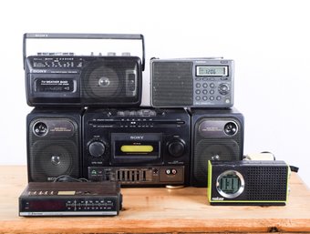 Boom Box And Radios Lot