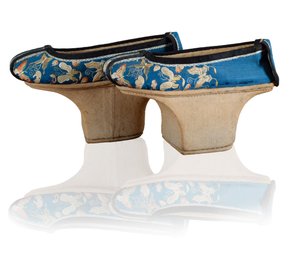Qing Dinasty Chinese Manchu Platform Shoes