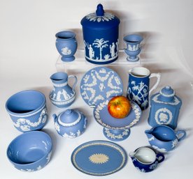 A Collection Of Vintage Wedgwood Blue And White Jasperware Pieces