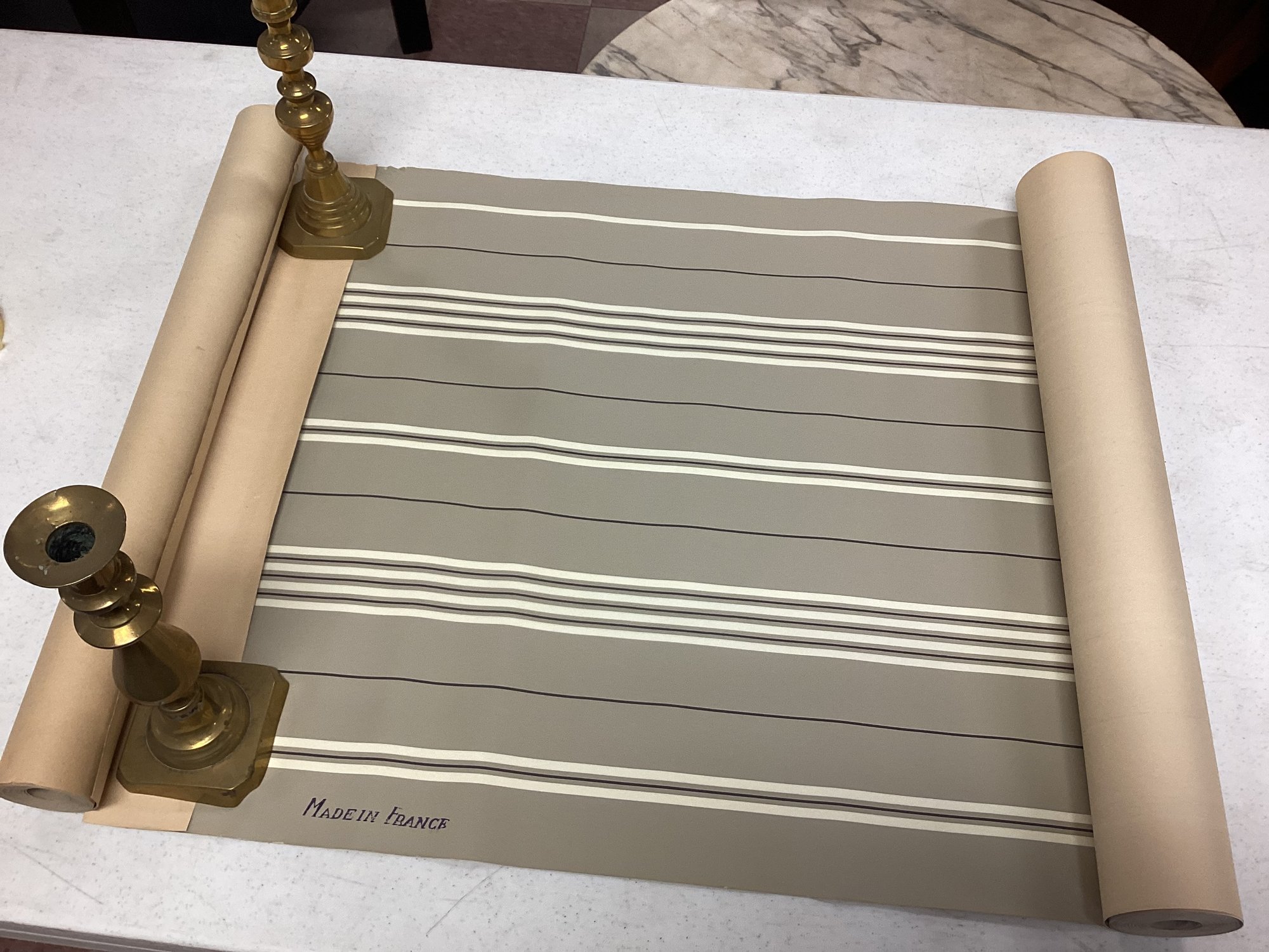 2 Rolls Vintage French Cream And Beige Handpainted Wallpaper 4274