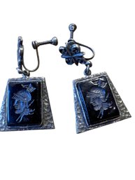 Vintage Screw On Black Stone Intaglio Drop Earrings