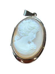 Gold Tone Metal Cameo Locket