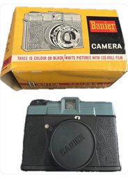 Vintage Banier Camera W20A Takes 16 Colour Or Black/White Pictures