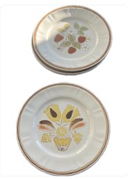 American Hearthside Berries 'n Cream & Bountiful Dinner Plates  Japan