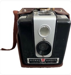 Vintage 1950s Kodak Brownie Hawkeye Flash Model Camera - Untested As Is