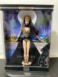 2001 Paris Convention Brunette Day In The Sun Barbie Doll Mattel