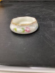 BELLEEK SCALLOPED TOP ROUND CHINA OPEN SALT CELLAR