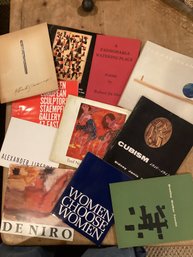 Assorted Gallery Exhibition Flyers And Booklets Including - De Niro, Thomas Shannon