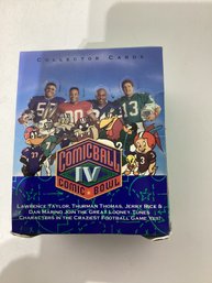 1992 Upper Deck Looney Tunes 'Comic Ball IV' Football Trading Cards - Unsealed