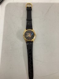 Armitron Bugs Bunny Sylvester Tweety Porky Pig Daffy Taz & Roadrunner Watch