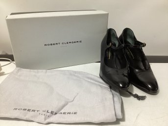 Robert Clergerie Black Patent Leather Mary Jane Pump Size 7.5