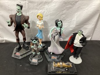 Electric Tiki Herman Munster  And Family With Drag-u-la Car