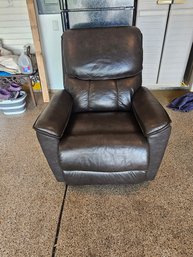 Lazy Boy   Leather Recliner  No Flaws