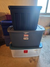 3 Plastic Storage Totes