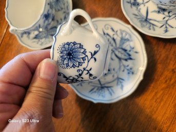 Vintage Meissen Blue Onion German Coffee Cups, 2.5' Tall Set Of 5 1:2