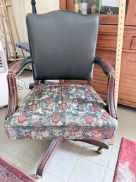 Vintage Green Leather Upholstered Executive Swivel Desk Chair