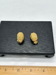 Vintage Gold Tone Earrings