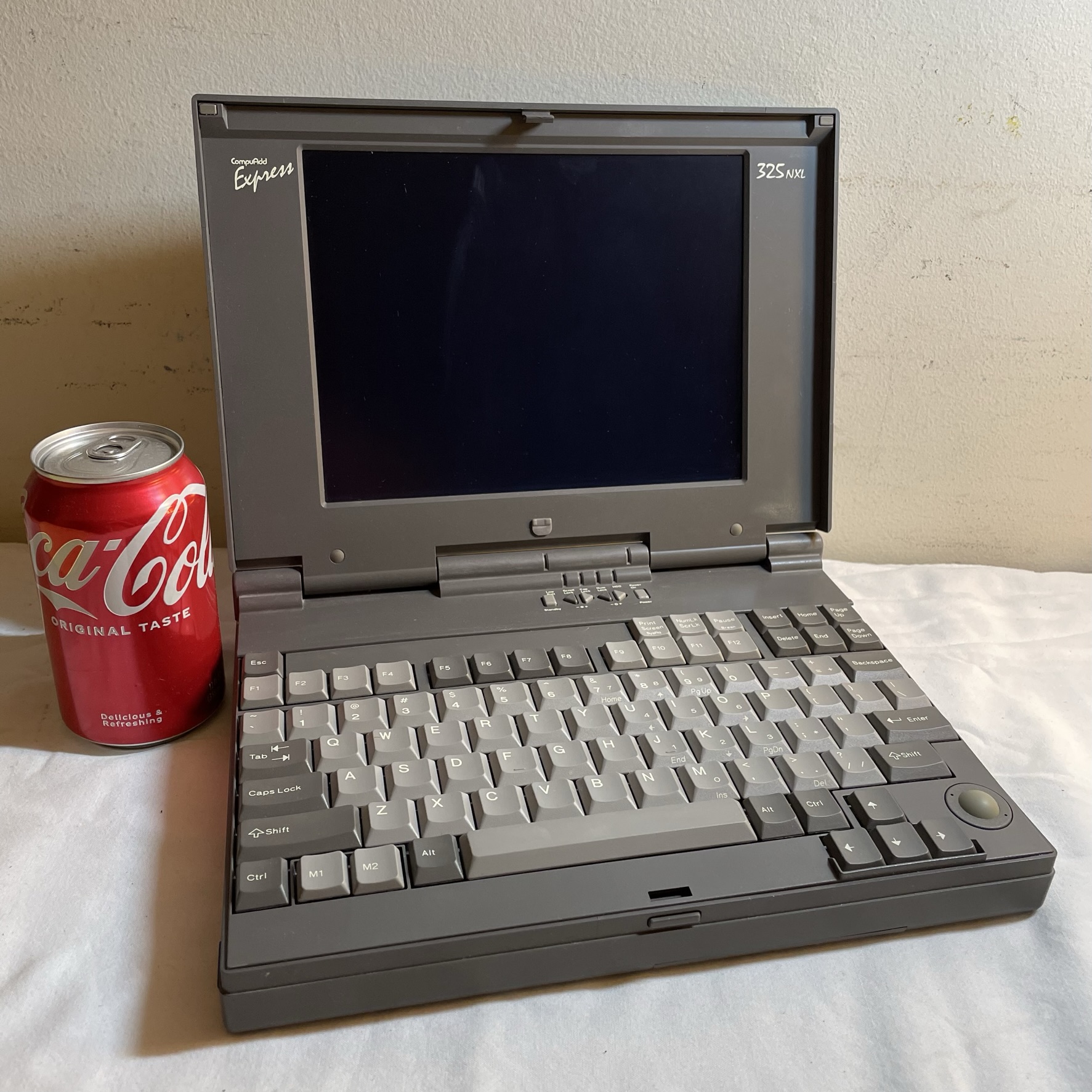 Vintage Early Laptop Computer! CompuAdd Express 325 NXL #7150