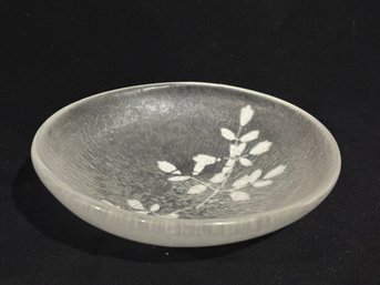 Frosted Leaf Design Glass Bowl