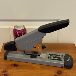 Swingline Heavy Duty Stapler - Model 39005