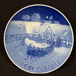 1969 Bing & Grondahl Blue & White Porcelain Christmas Plate - Made In Denmark