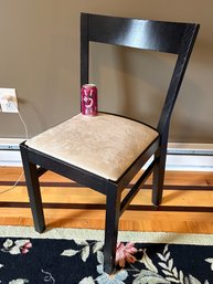 Basic Black Chair