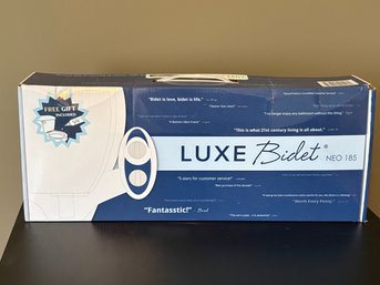 Luxe Bidet NEO 185 - Mechanical Bidet Toilet Attachment NEW