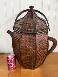 Vintage Style Chinese Wicker Wedding Basket