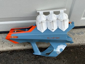 Wham-O Arctic Force Snowball Blaster
