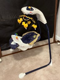 Fisher Price 'Cuddle Ducks' Cradle Swing