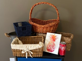 Baskets Lot & BE BOLD Pineapple Sign