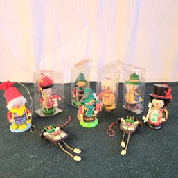 4' Tall Steinbach Nutcracker Ornaments And 2 Steinbach Cockoo-Coo Clocks