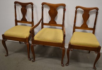 SET (3) QUEEN ANNE STYLE DINNING CHAIRS