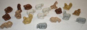 LOT (20) WADE ANIMAL FIGURES