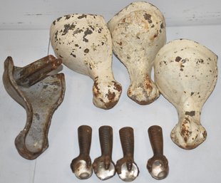 VINTAGE CAST IRON FEET