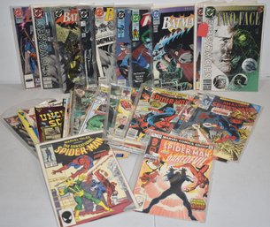 (33) VINTAGE COMIC BOOKS