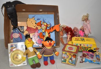 LOT VINTAGE TOYS