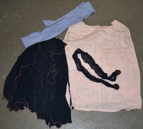 VINTAGE CLOTHING LOT