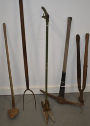 LOT VINTAGE GARDEN HAND TOOLS