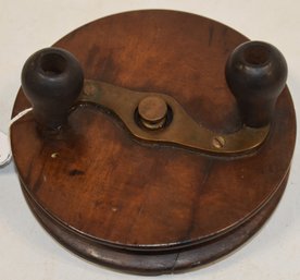 6' ANTIQUE WOOD & BRASS FISHING REEL